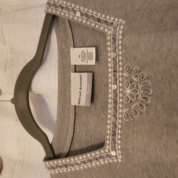 alfred dunner size ps gray square neck 3/4 sleeve pullover top with embroidery + - Picture 6 of 11
